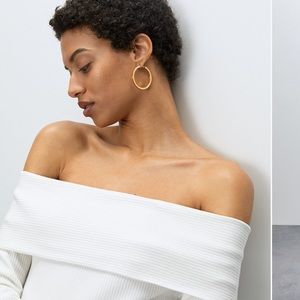 Babaton ‘Scala’ off the shoulder long sleeve shirt